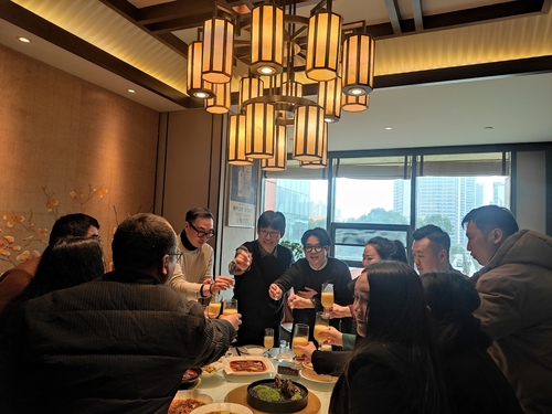 最新の企業ブログについて 韓国人のお客様が新威工場を訪問しました