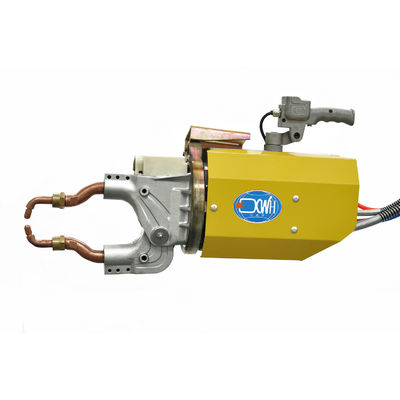 良い価格 プロ単一フェーズの自動修理工場の手持ち型のポータブル スポット溶接機 オンライン