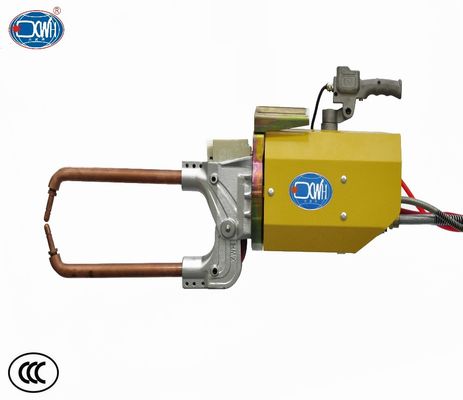 良い価格 15KVA携帯用スポット溶接機械、220volt水によって冷却される点の溶接工 オンライン