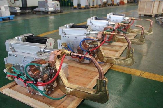自動密集した電気280V 160KVAサーボ銃のスポット溶接